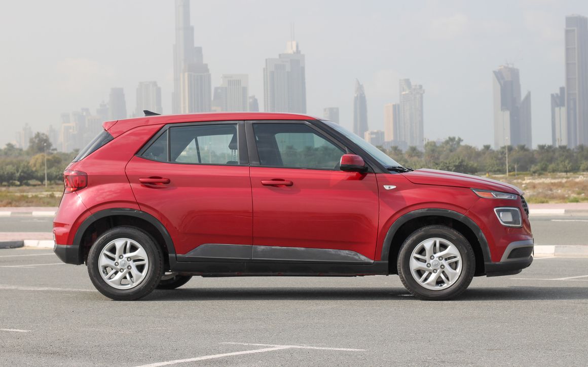 Hyundai Venue - image 5