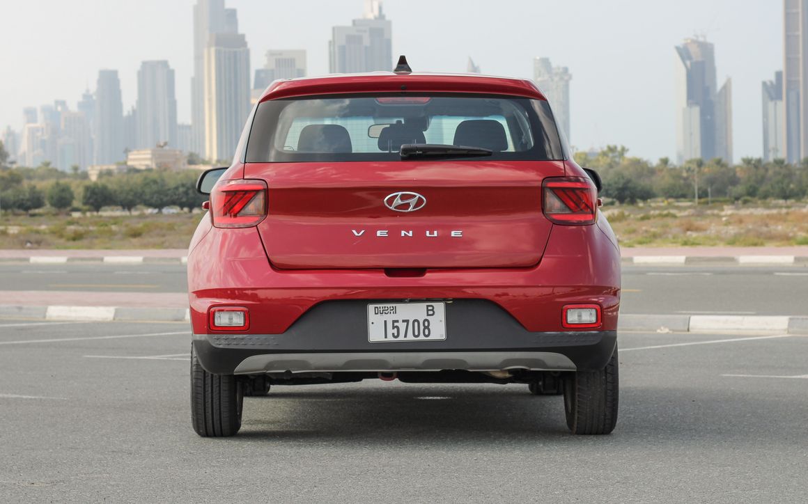 Hyundai Venue - image 7