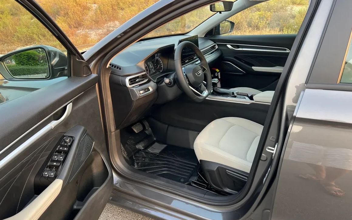 GEELY EM GRAND - image 7