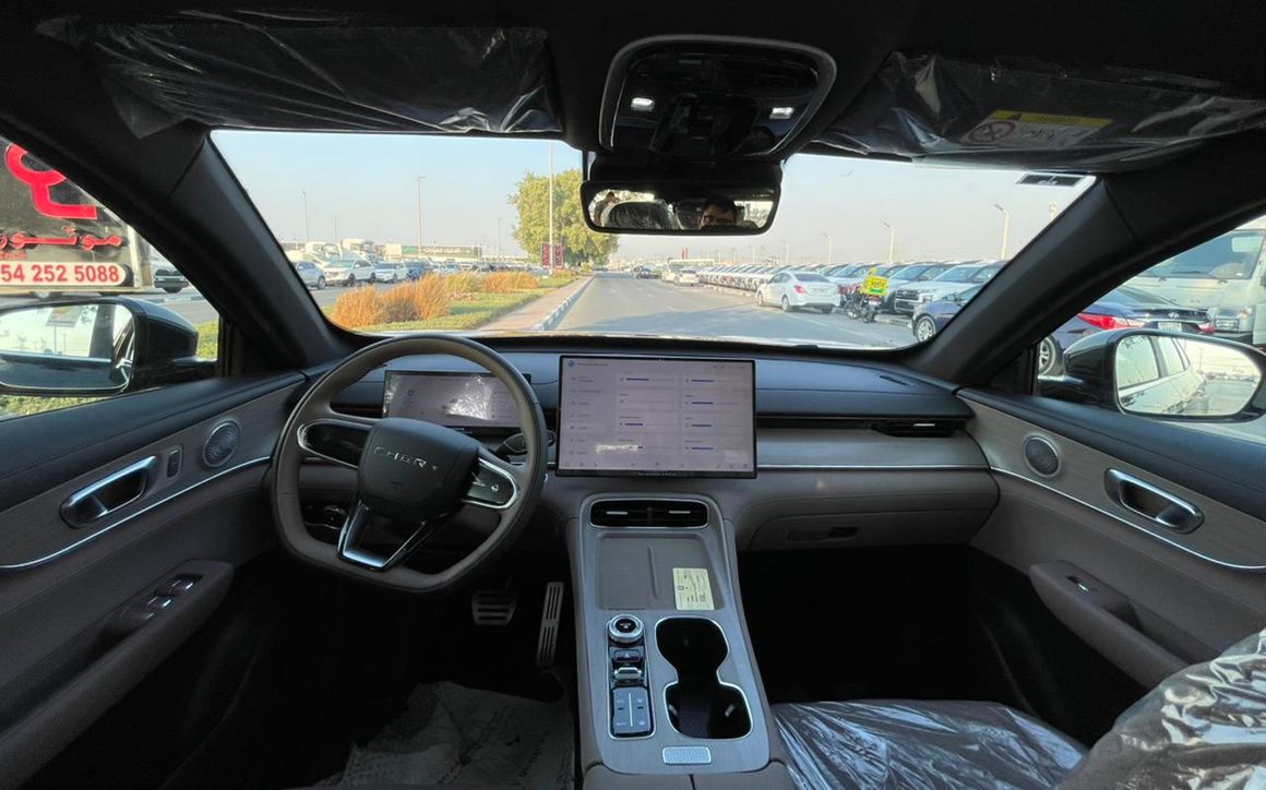 CHERY TIGGO 8 - image 10