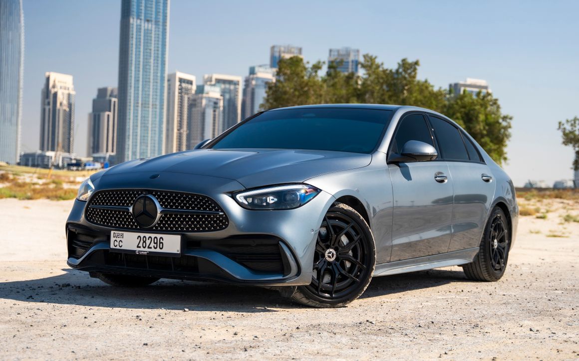 Mercedes C200 - image 2