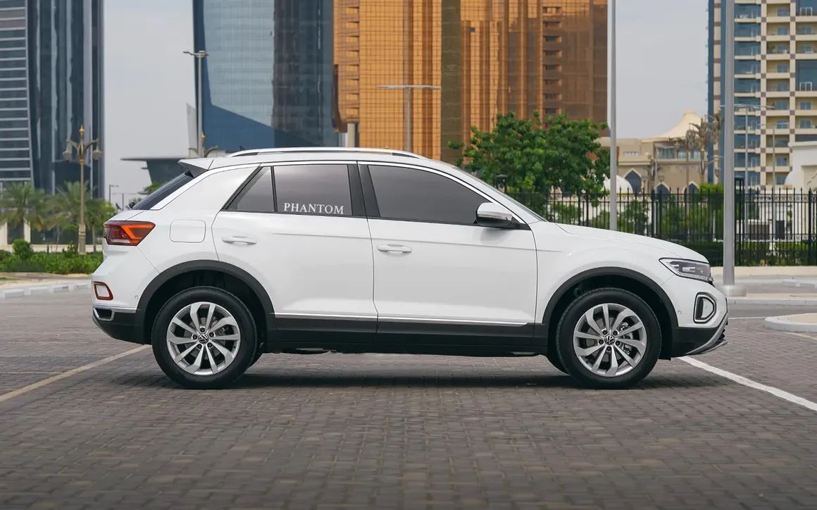 VOLKSWAGEN t-roc - image 2