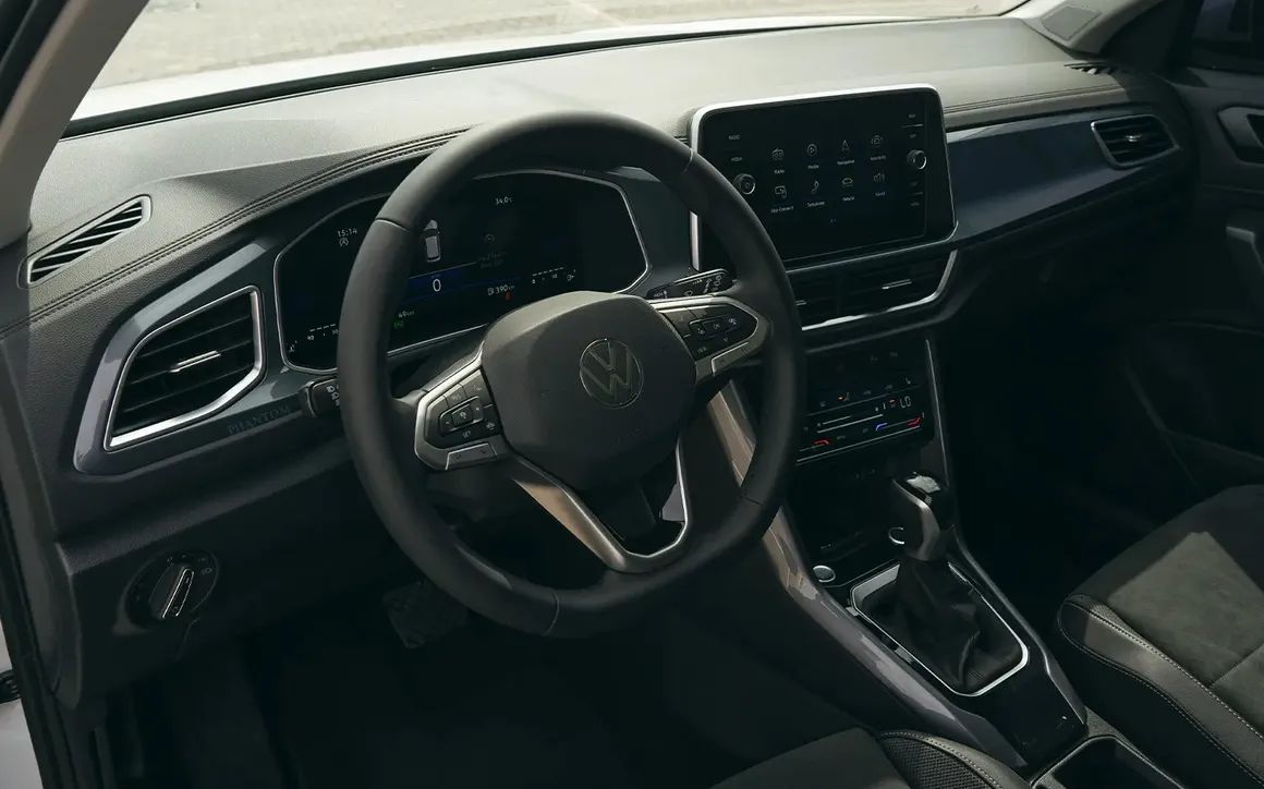 VOLKSWAGEN t-roc - image 9