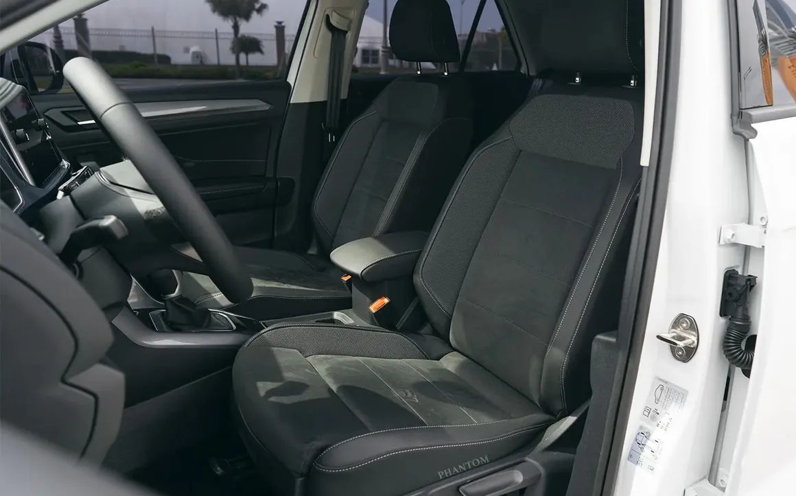 VOLKSWAGEN t-roc - image 10