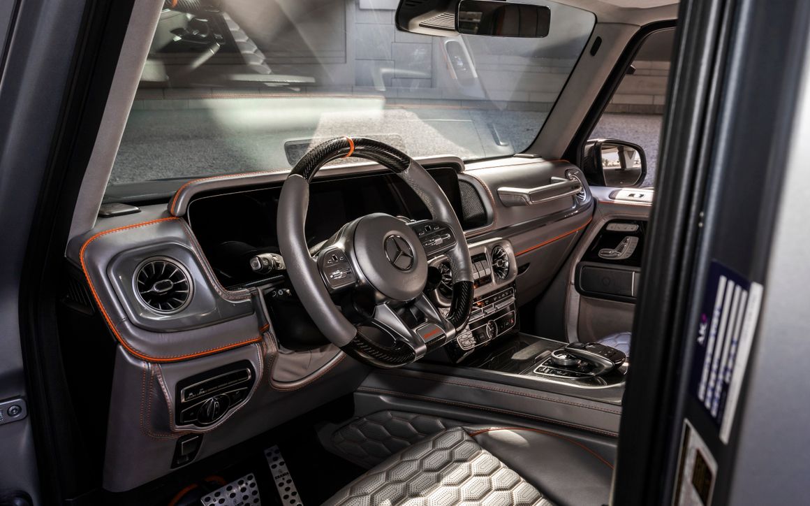 Mercedes G800 Brabus Kit - image 16
