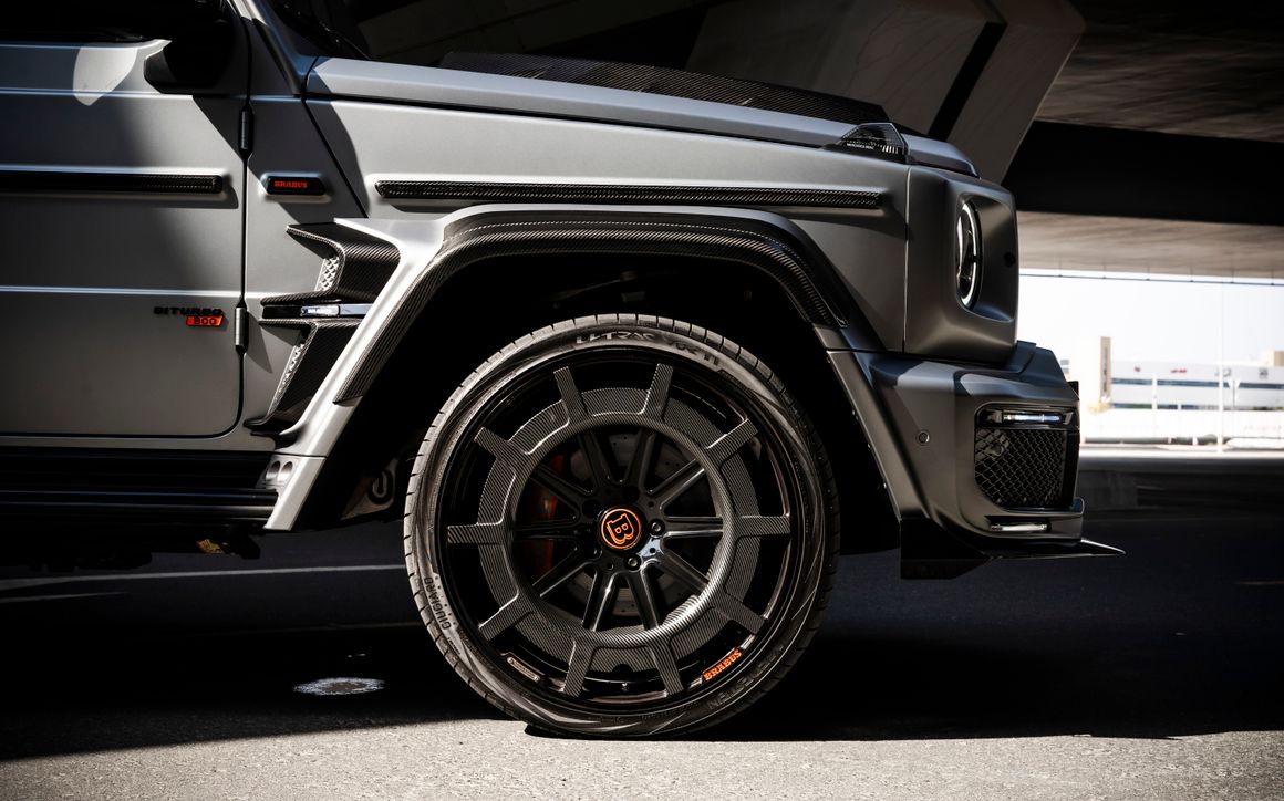 Mercedes G800 Brabus Kit - image 10