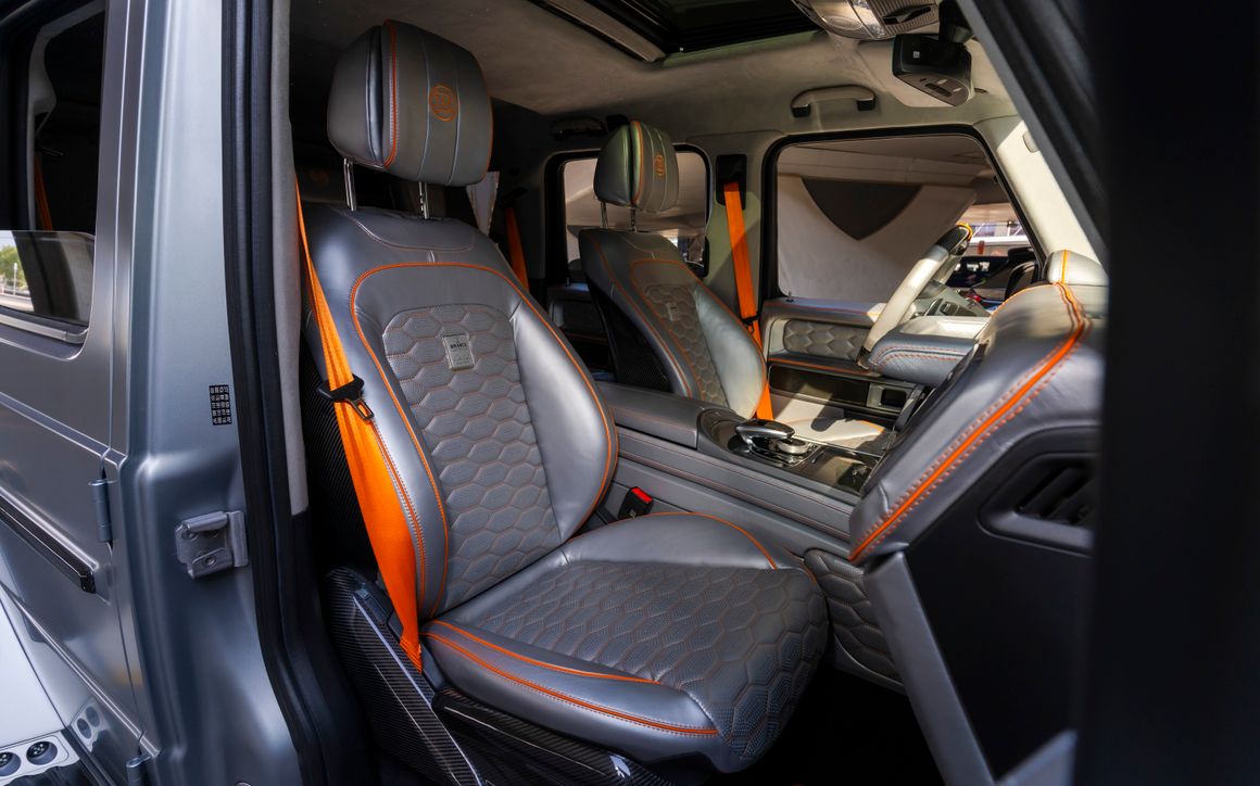 Mercedes G800 Brabus Kit - image 19