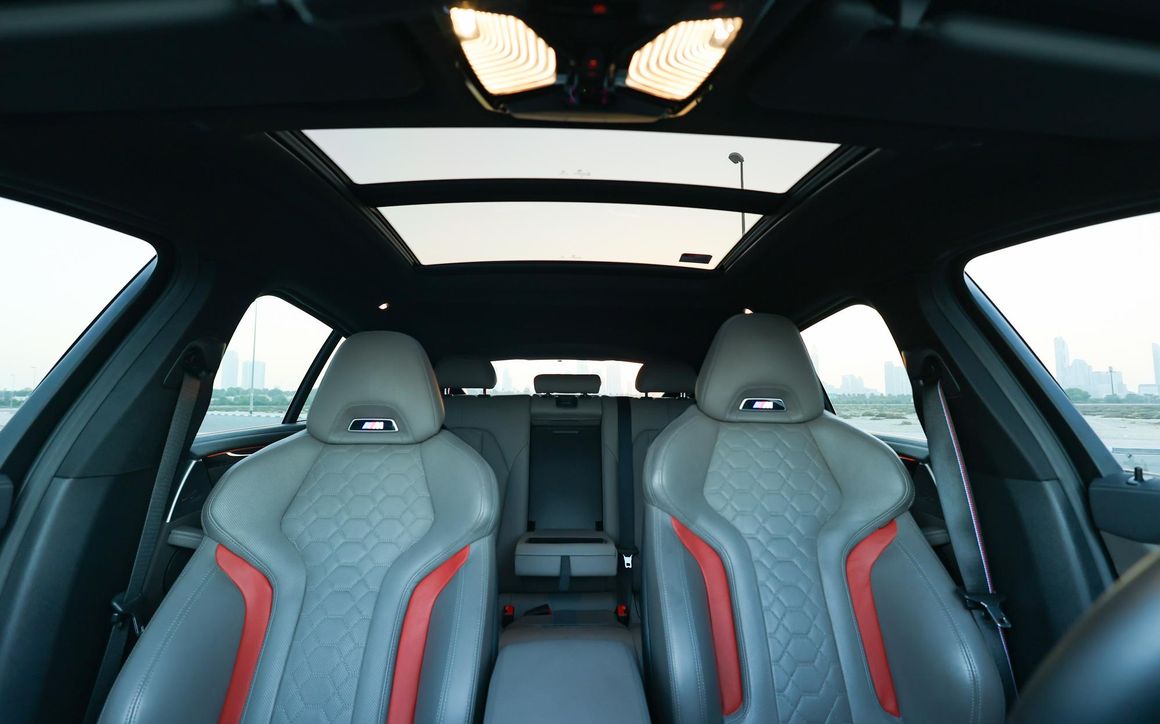 BMW X4M Competition Black - image 14