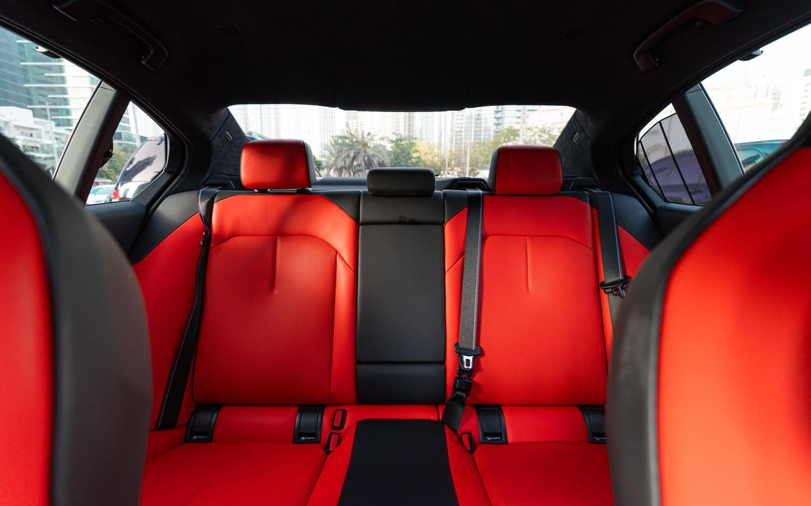 BMW M5 - image 11