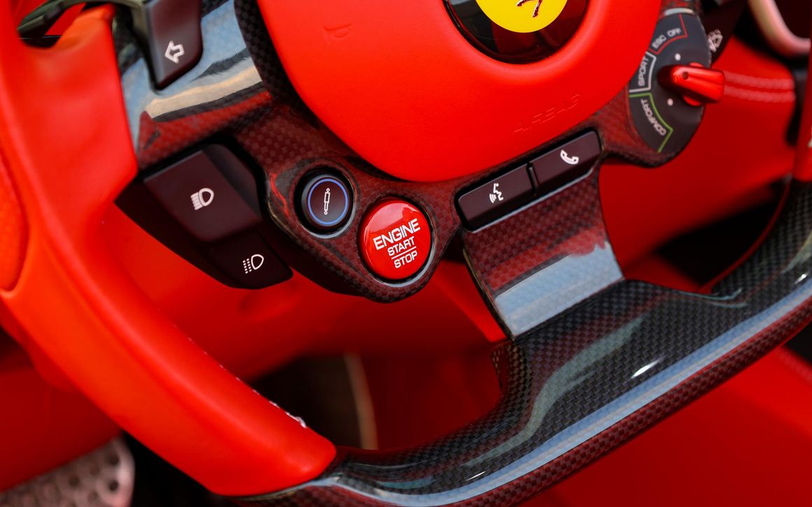 Ferrari Portofino Sport Convertible Red - image 18