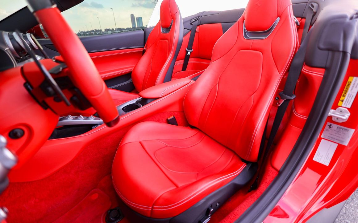 Ferrari Portofino Sport Convertible Red - image 16