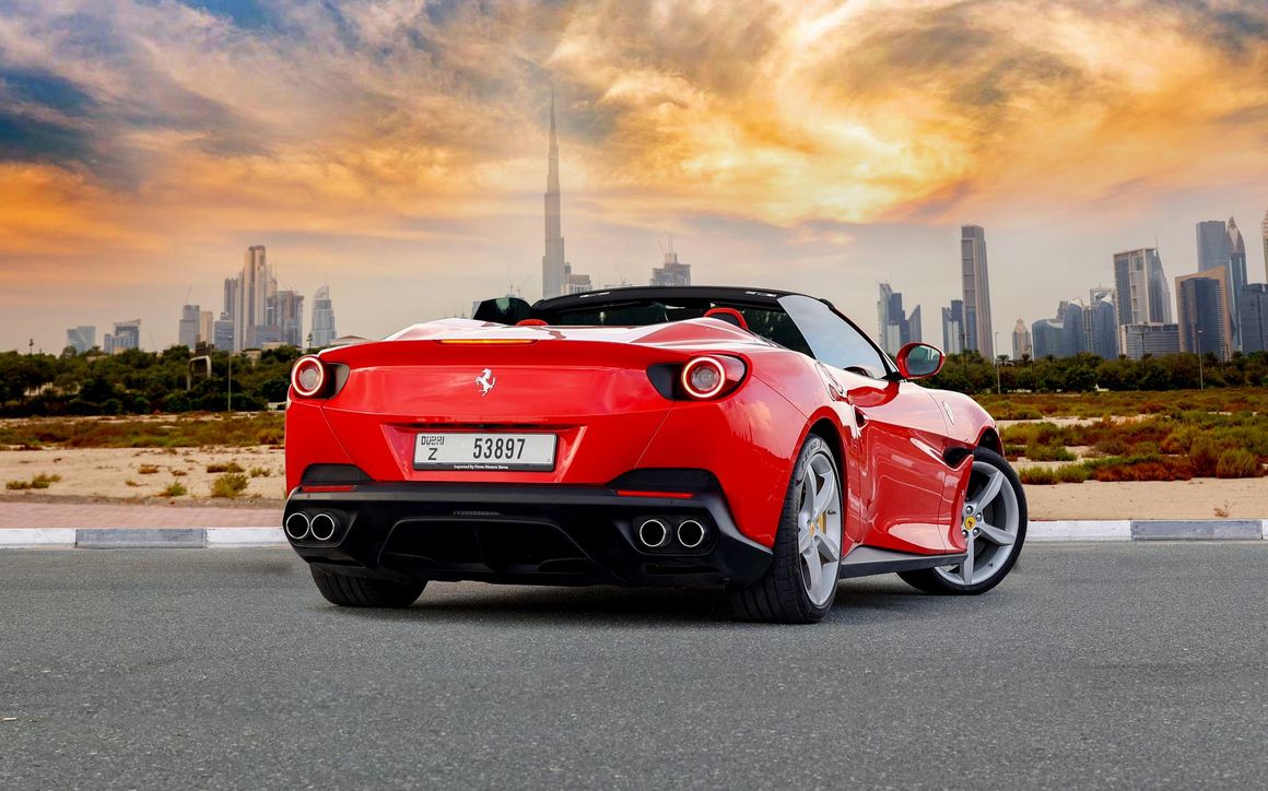Ferrari Portofino Sport Convertible Red - image 11