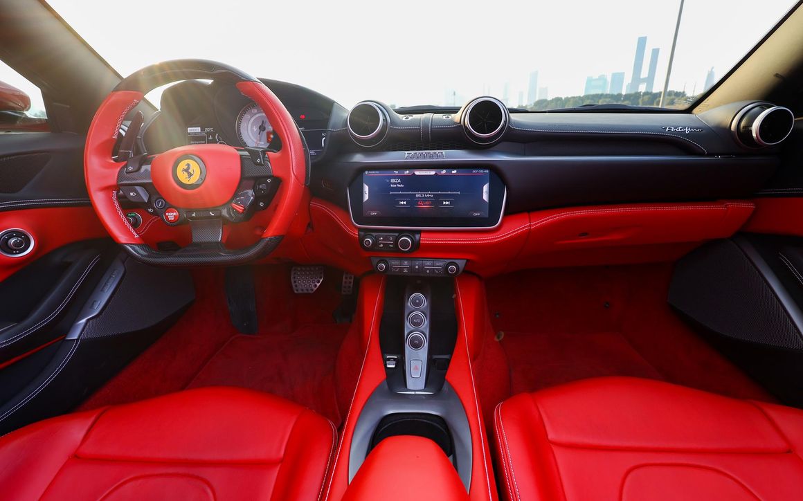 Ferrari Portofino Sport Convertible Red - image 15