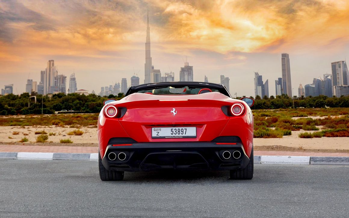 Ferrari Portofino Sport Convertible Red - image 10
