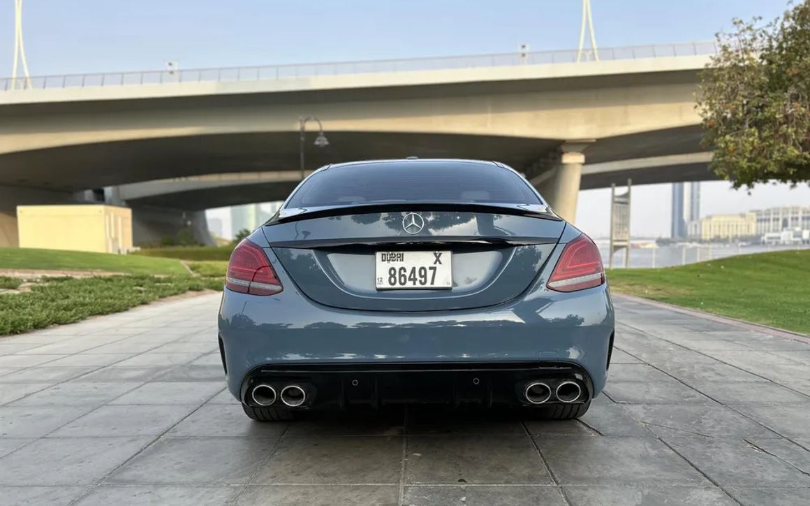 Mercedes-Benz C300 - image 6