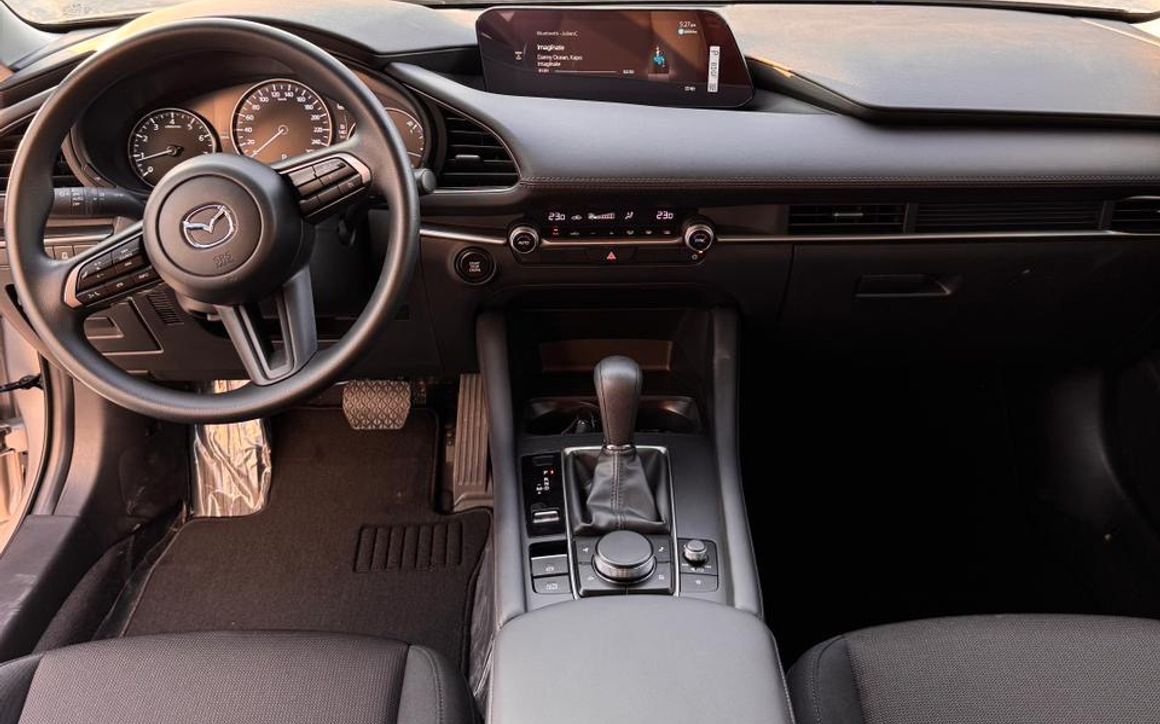 MAZDA 3 - image 6