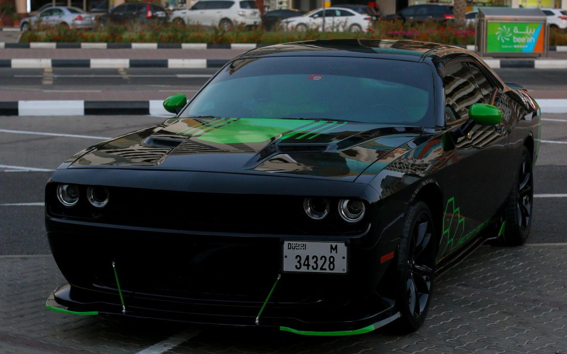 DODGE CHALLENGER - image 7