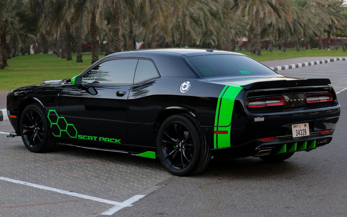 DODGE CHALLENGER - image 9