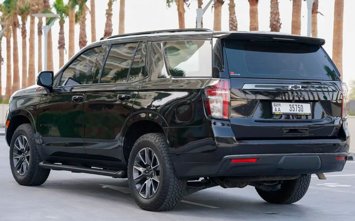 Chevrolet Tahoe - image 5