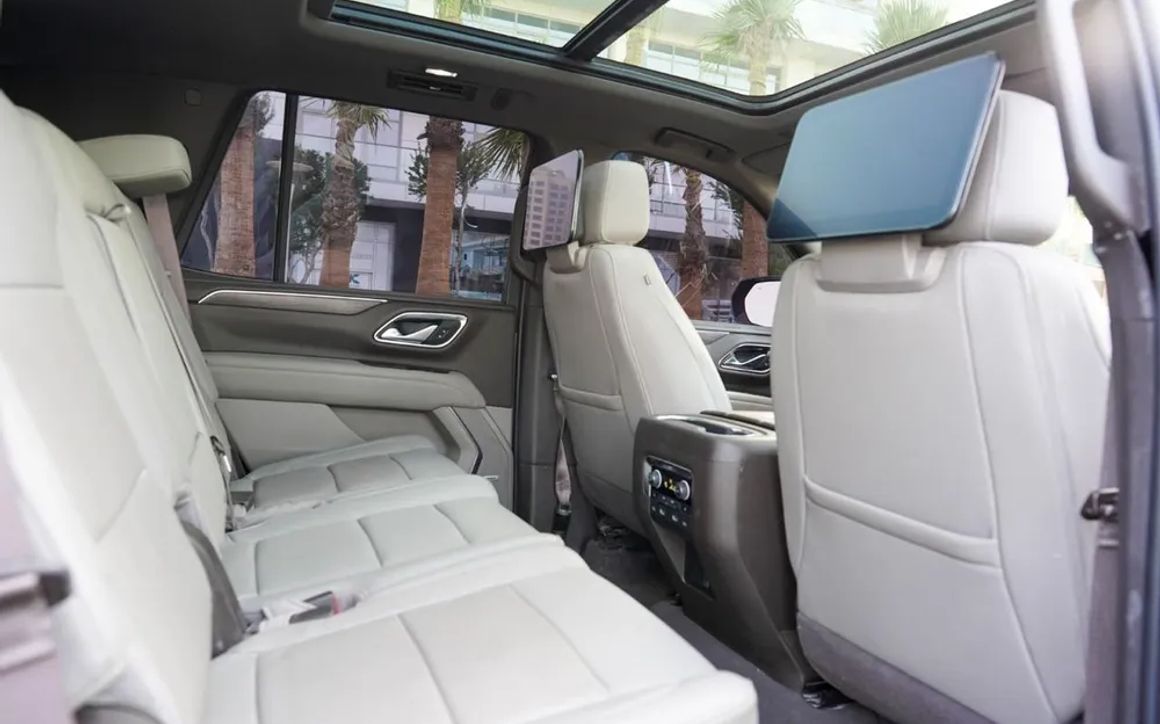 Chevrolet Tahoe - image 8