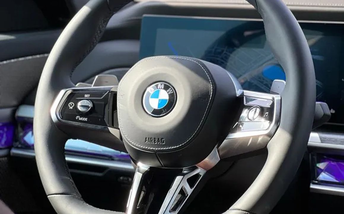 BMW 735I - image 6