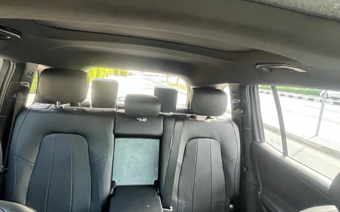 Mercedes GLB250 - image 11