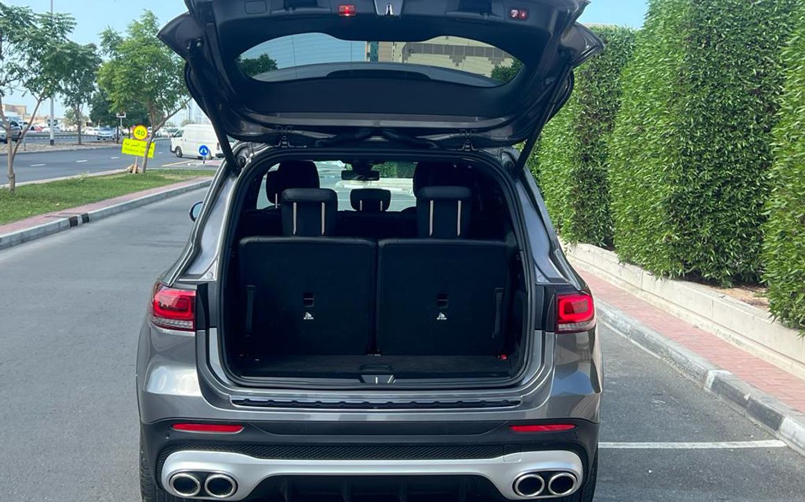 Mercedes GLB250 - image 13