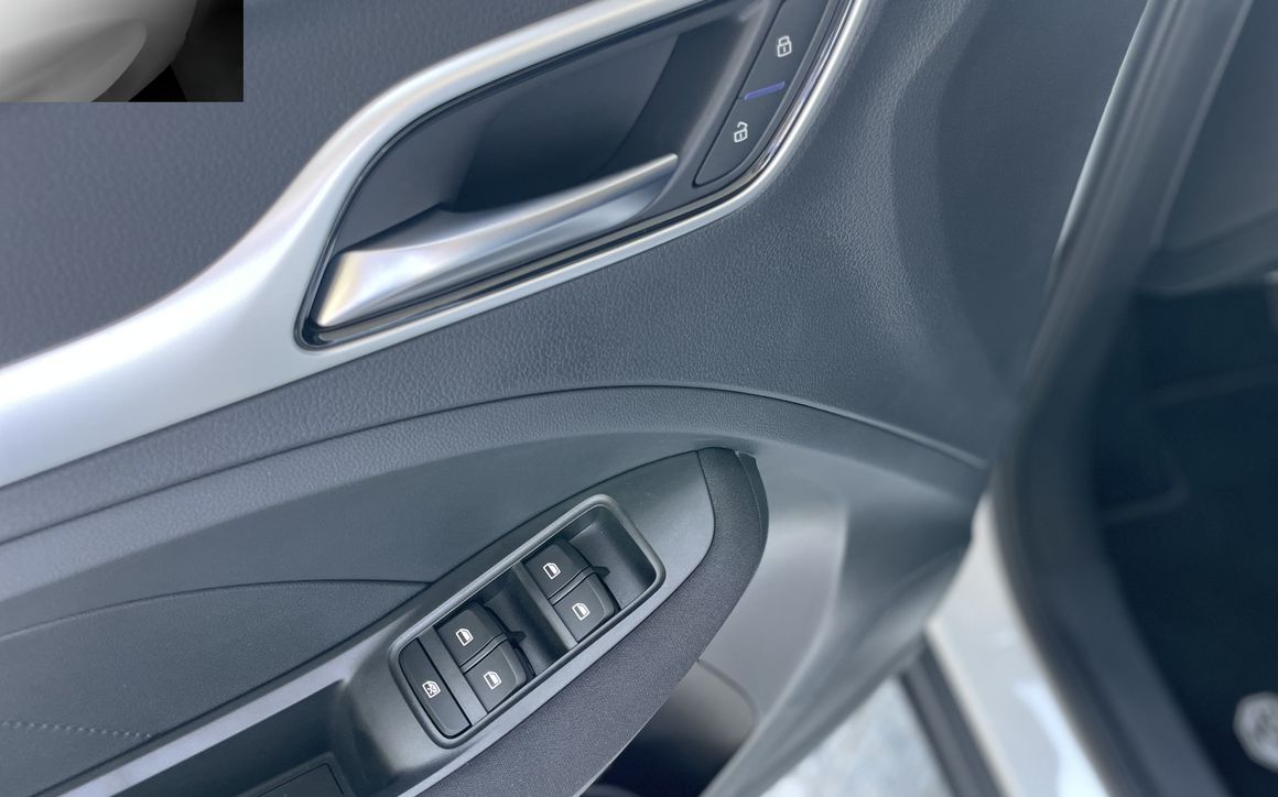 MG ZS - image 19