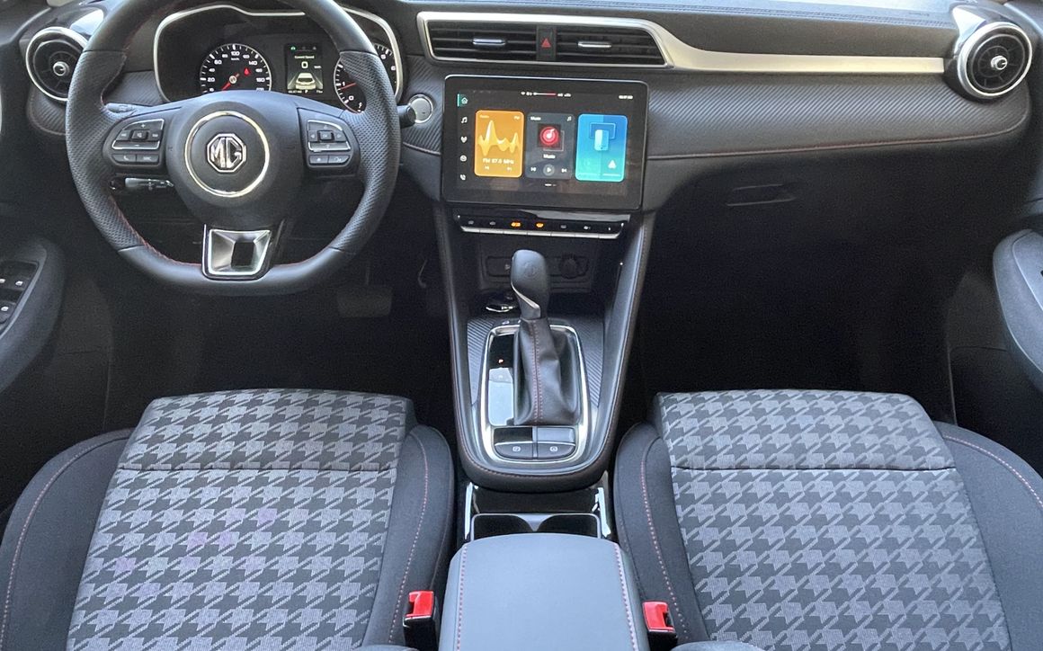 MG ZS - image 11