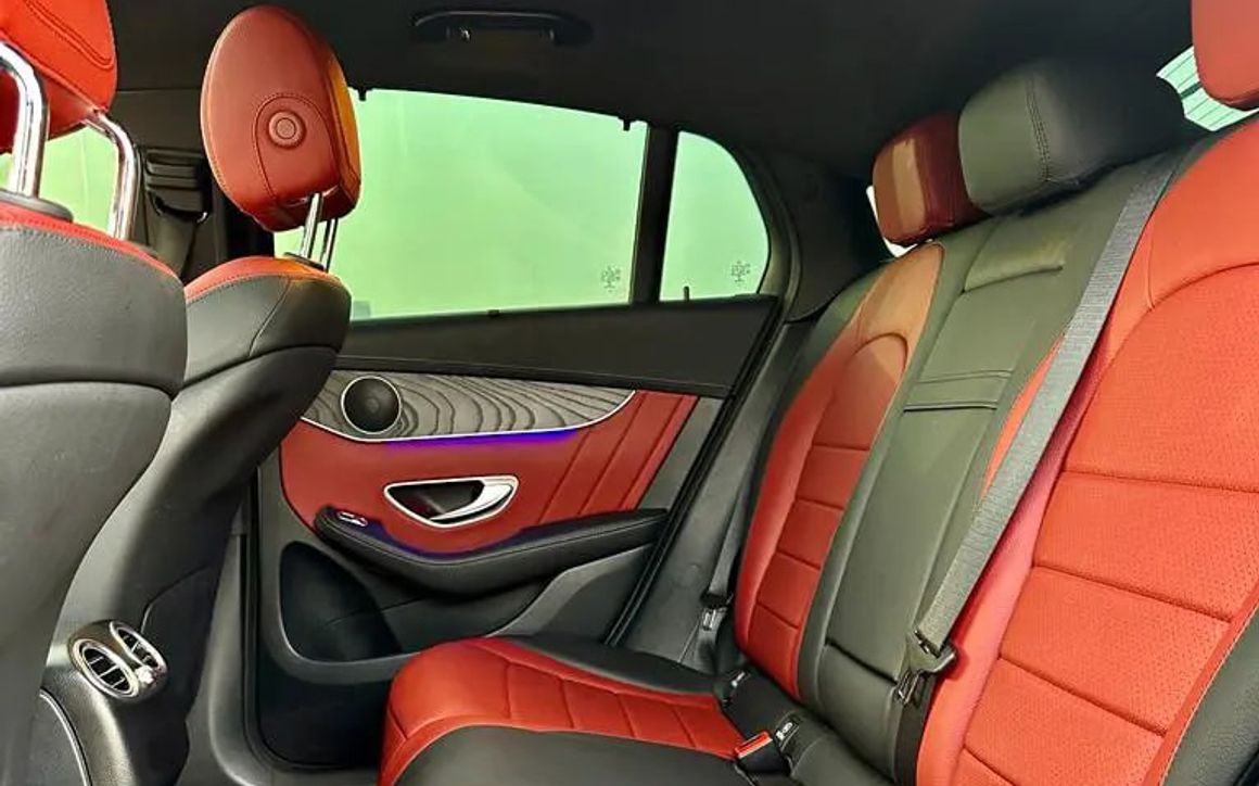Mercedes GLC 200 - image 6