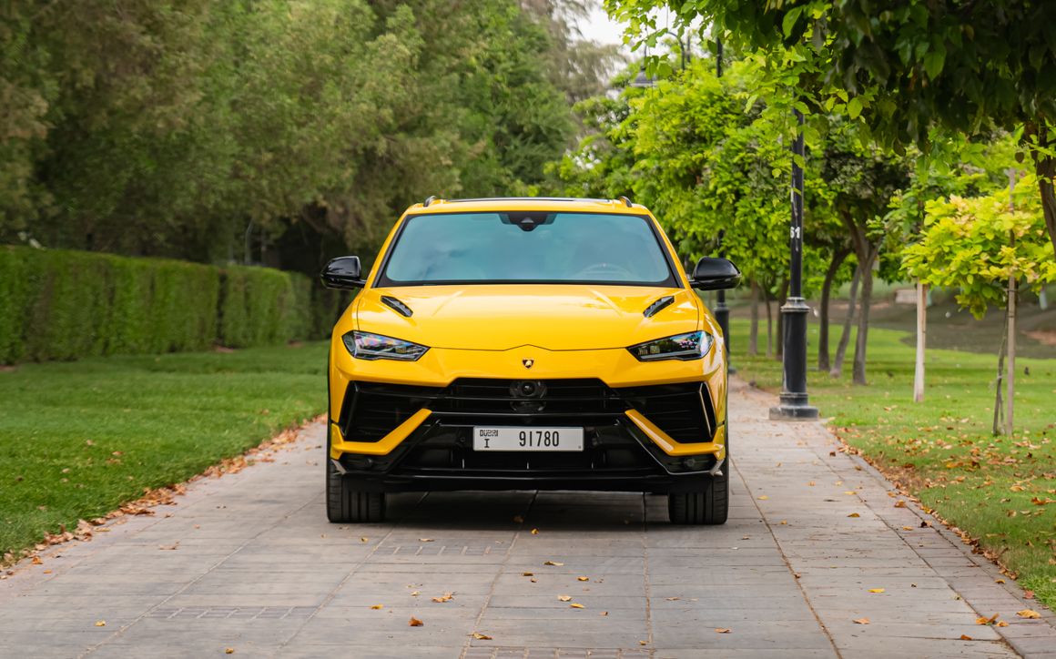 Lamborghini Urus S - image 3