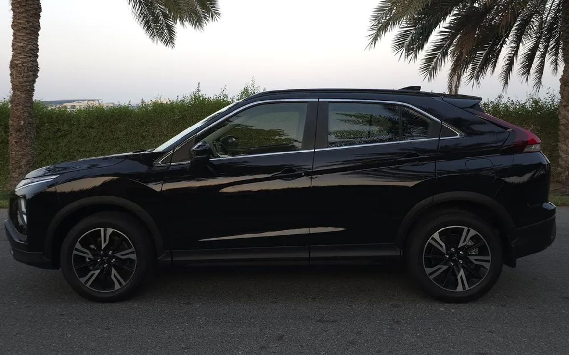 MITSUBISHI Eclipse - image 2