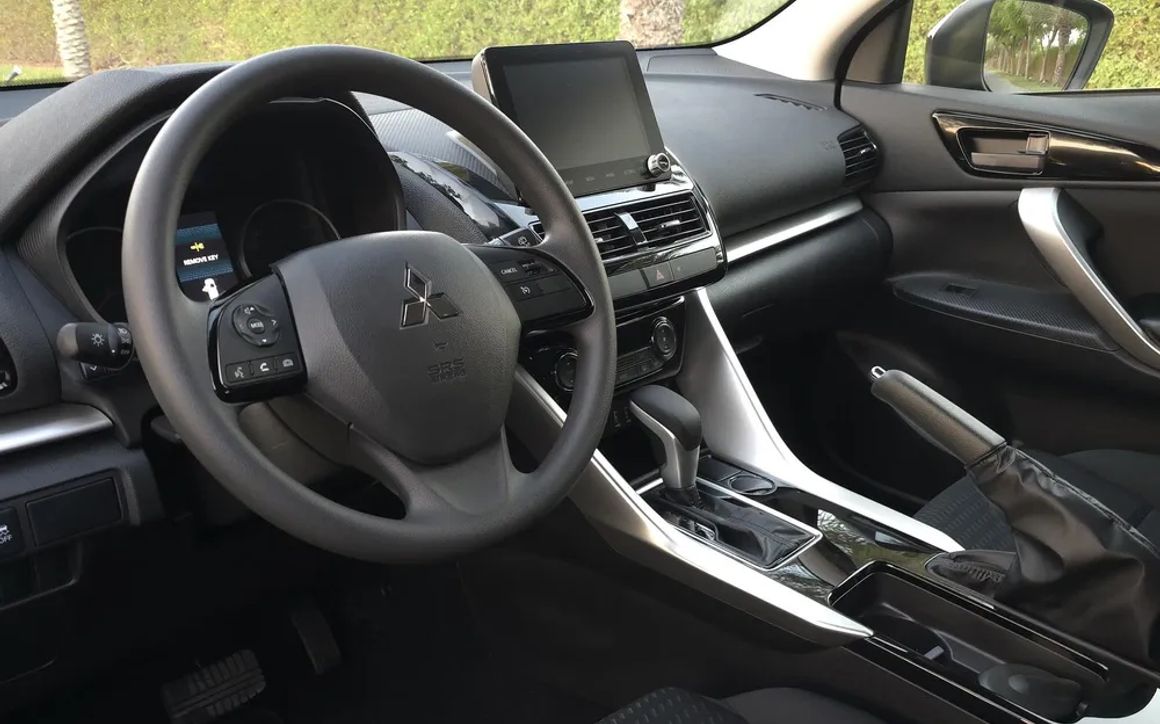 MITSUBISHI Eclipse - image 10