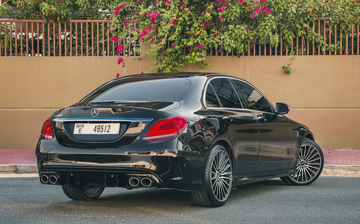 MERCEDES C300 2020 - image 5