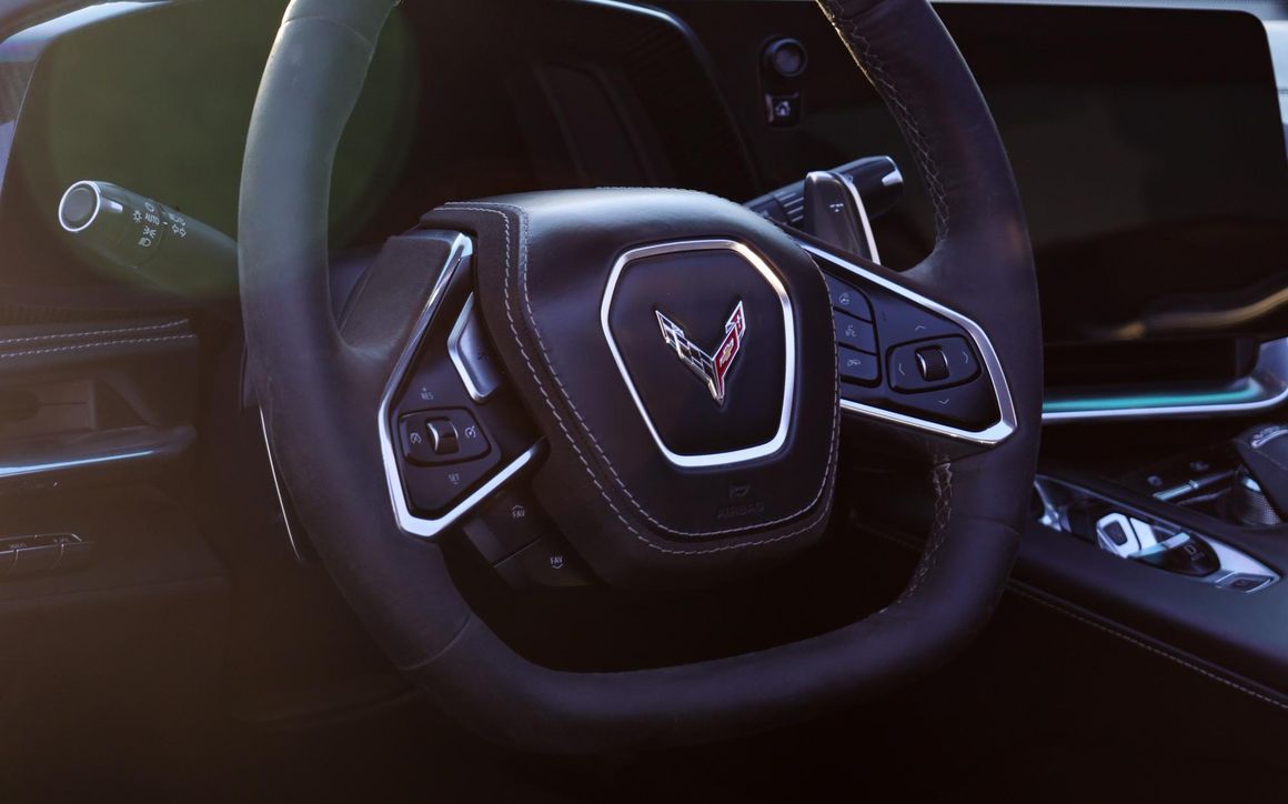 Chevrolet Corvette Convertible Blue - image 13