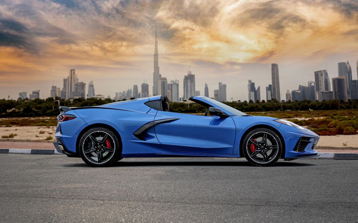 Chevrolet Corvette Convertible Blue - image 5