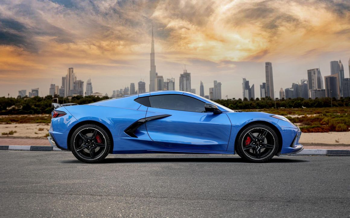 Chevrolet Corvette Convertible Blue - image 6