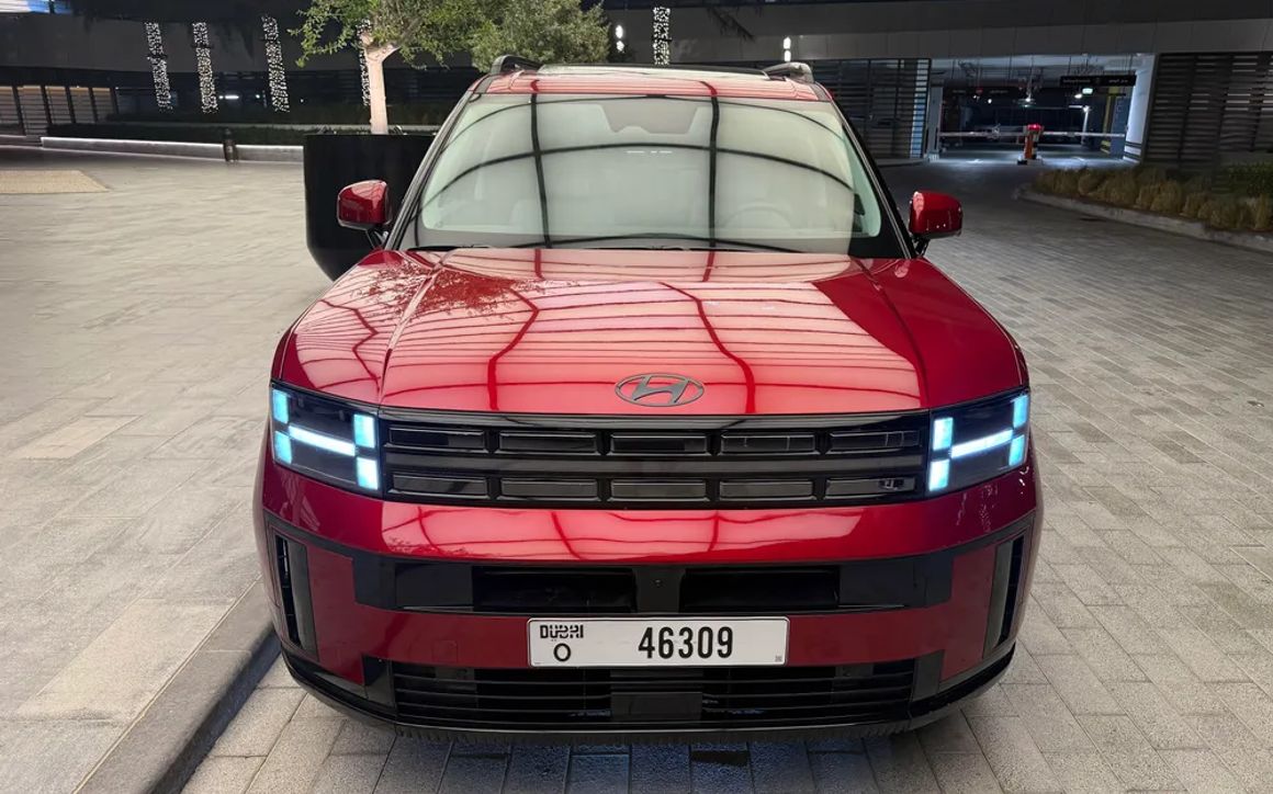 Hyndai Santa Fe White Interior - image 3