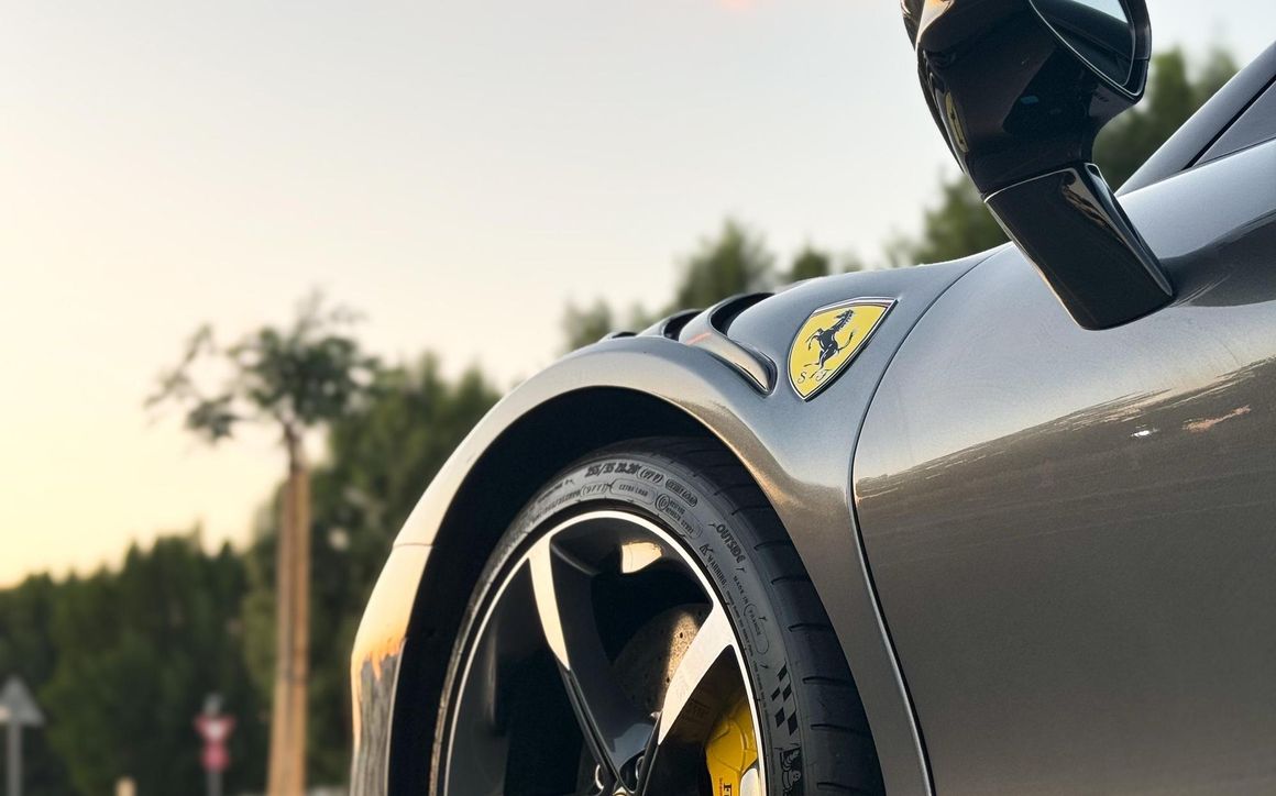 FERRARI SF90 STRADALE - image 8