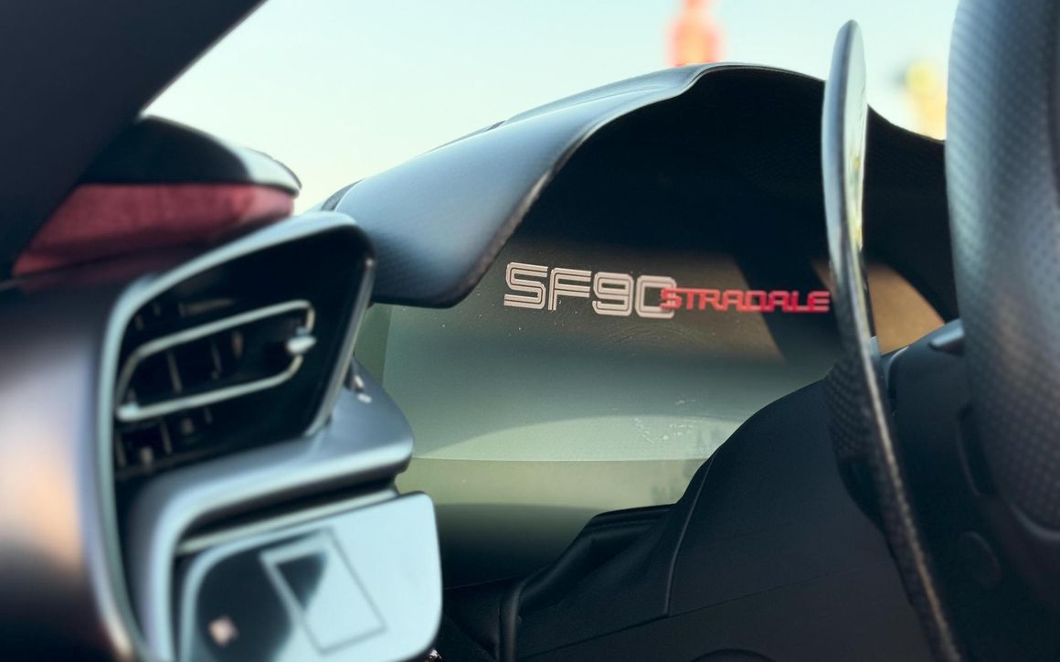 FERRARI SF90 STRADALE - image 15