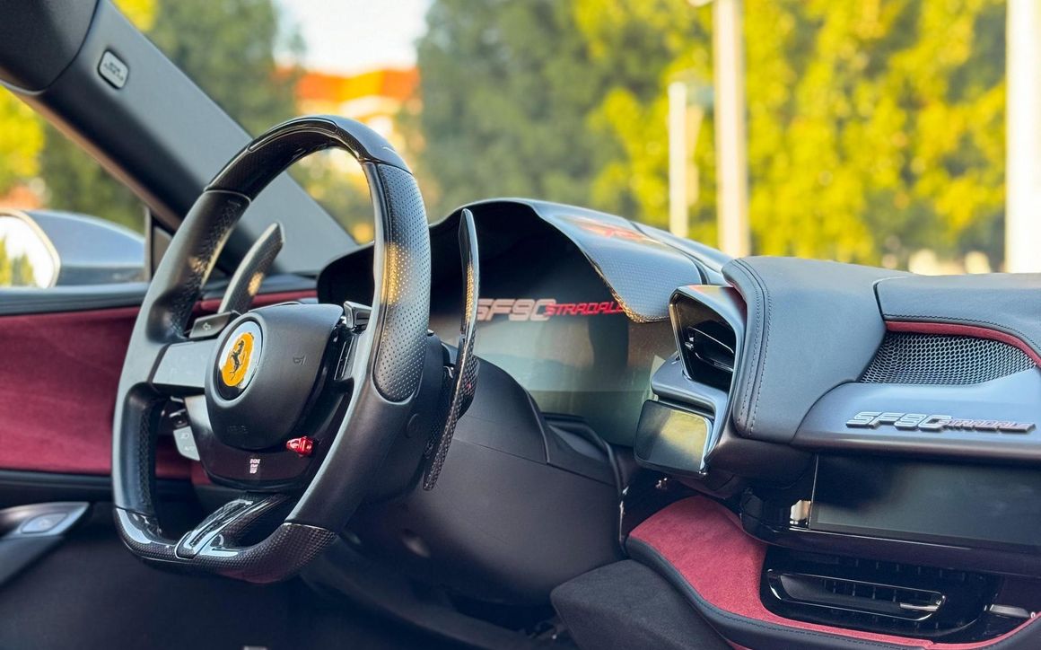FERRARI SF90 STRADALE - image 13