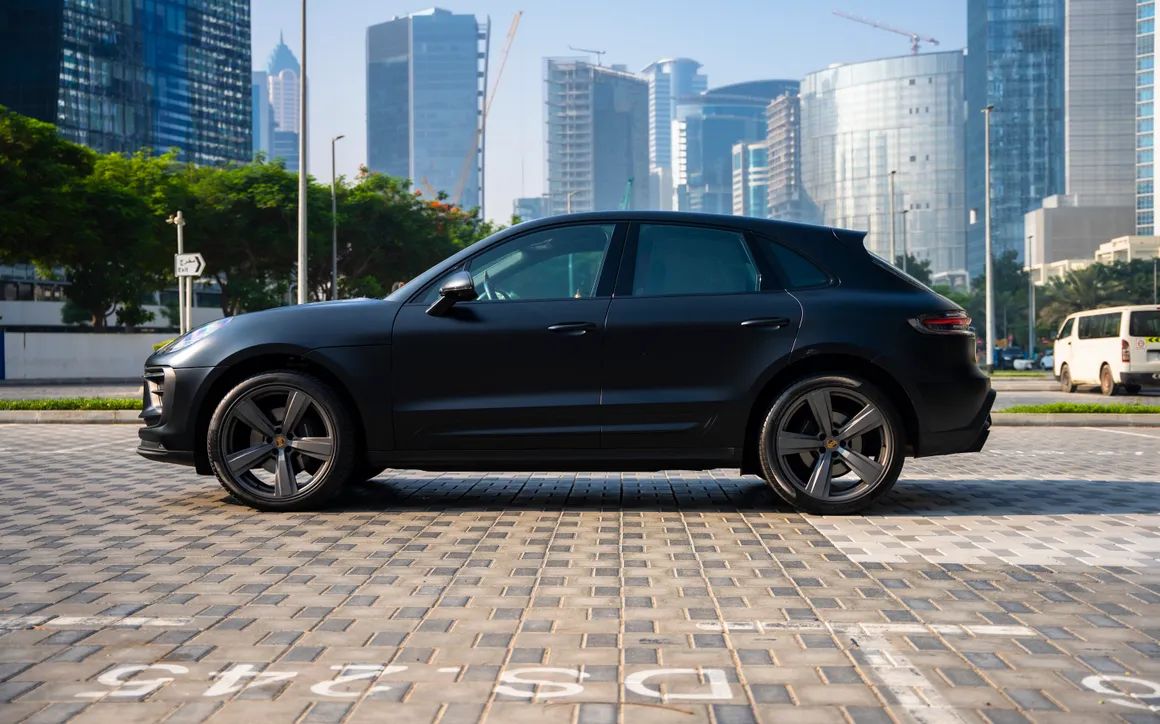 Porsche Macan T - image 2