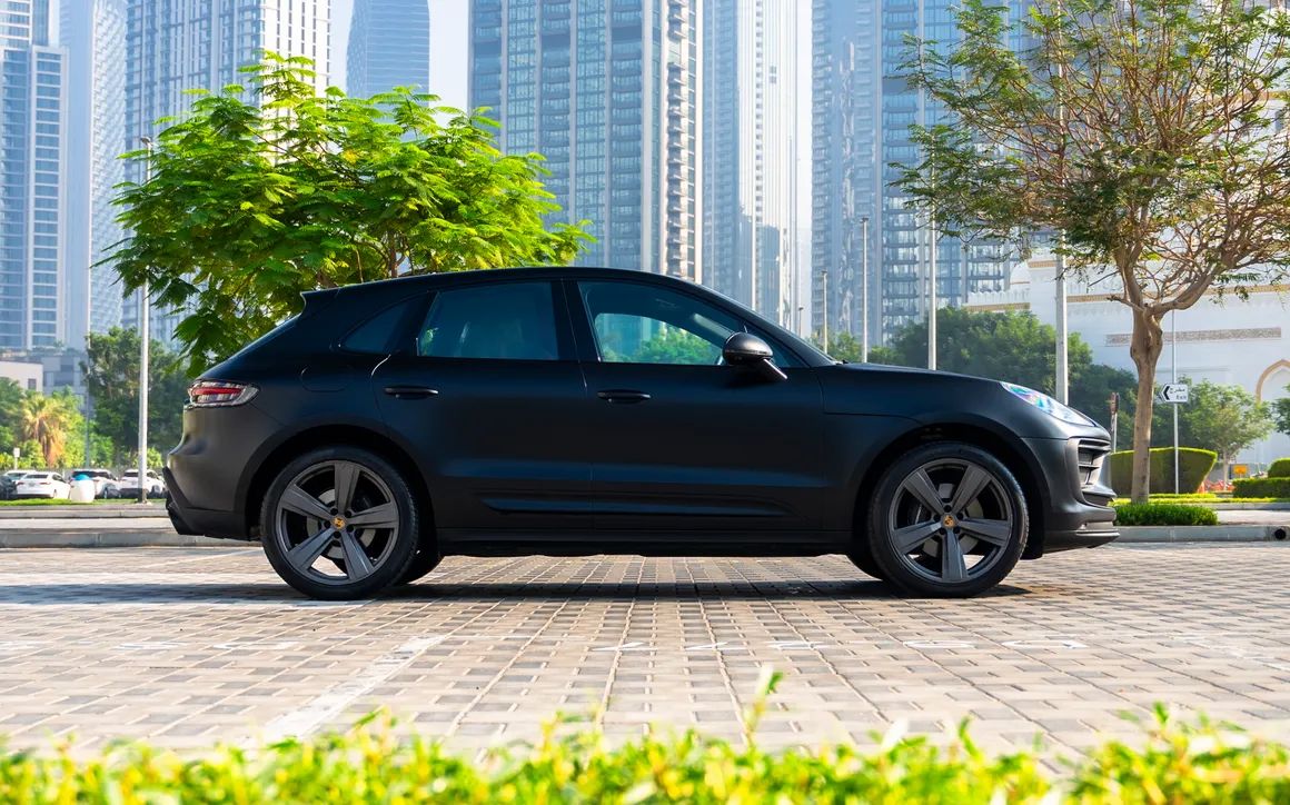 Porsche Macan T - image 5