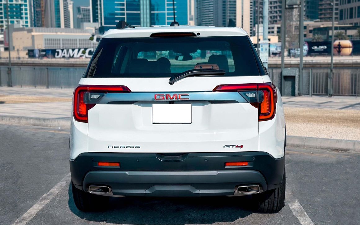 GMC Acadia - image 4