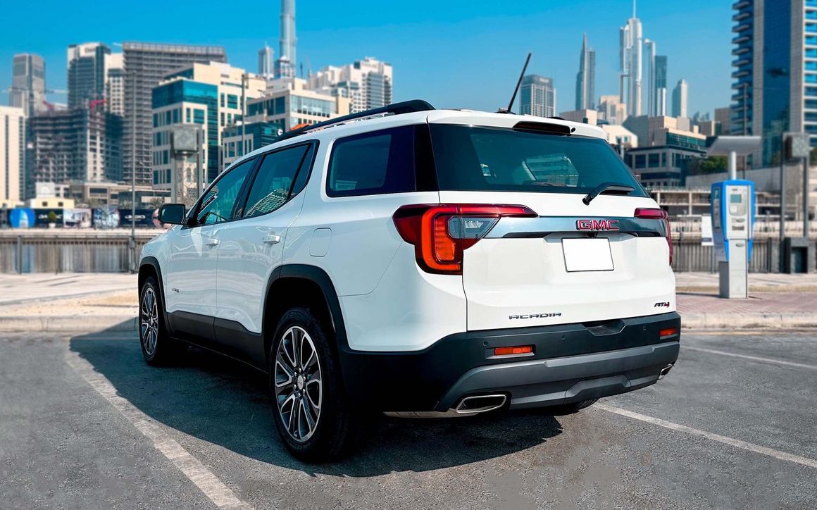 GMC Acadia - image 3