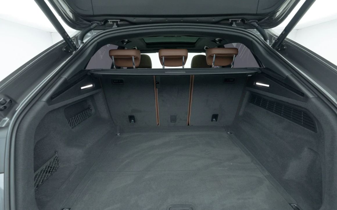 AUDI Q8 - image 6
