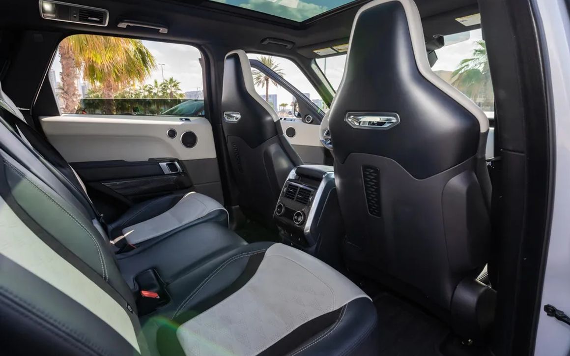 RANGE ROVER SVR - image 19