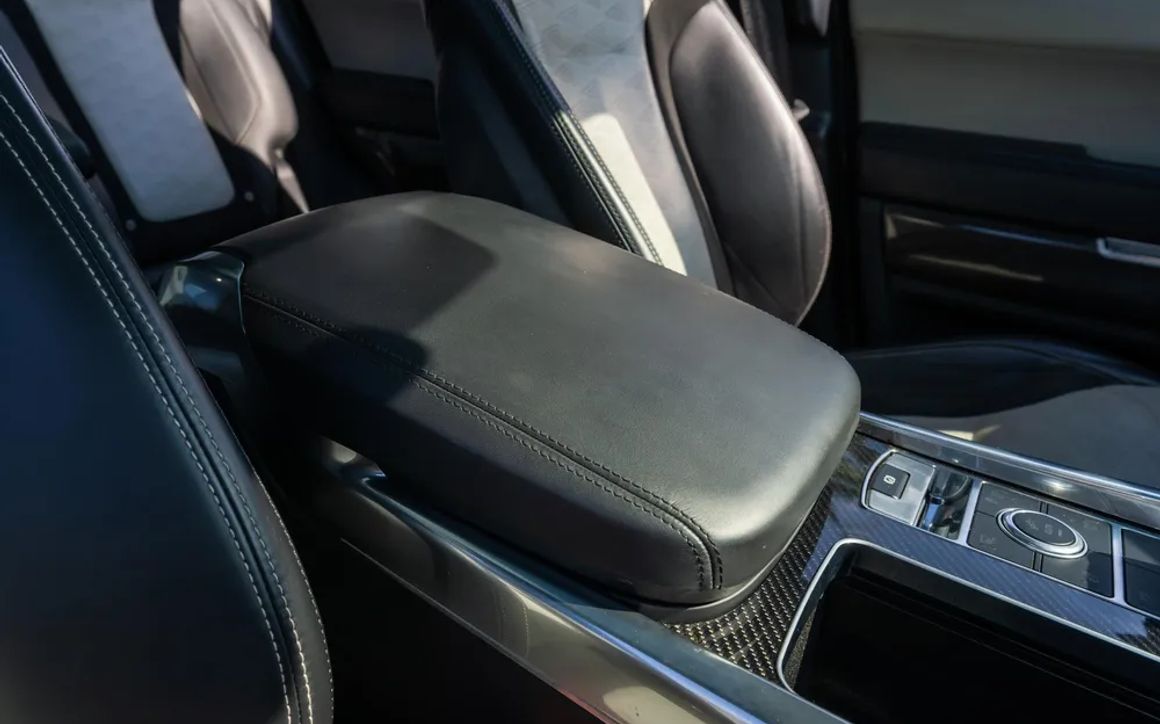 RANGE ROVER SVR - image 27