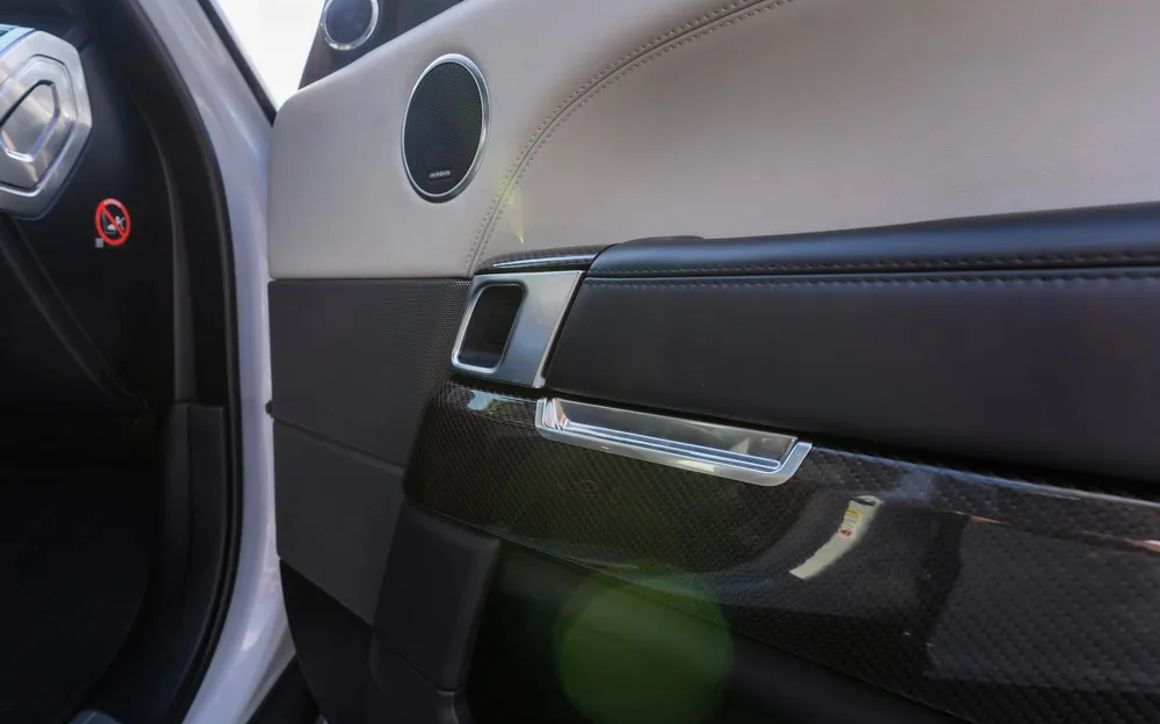 RANGE ROVER SVR - image 26