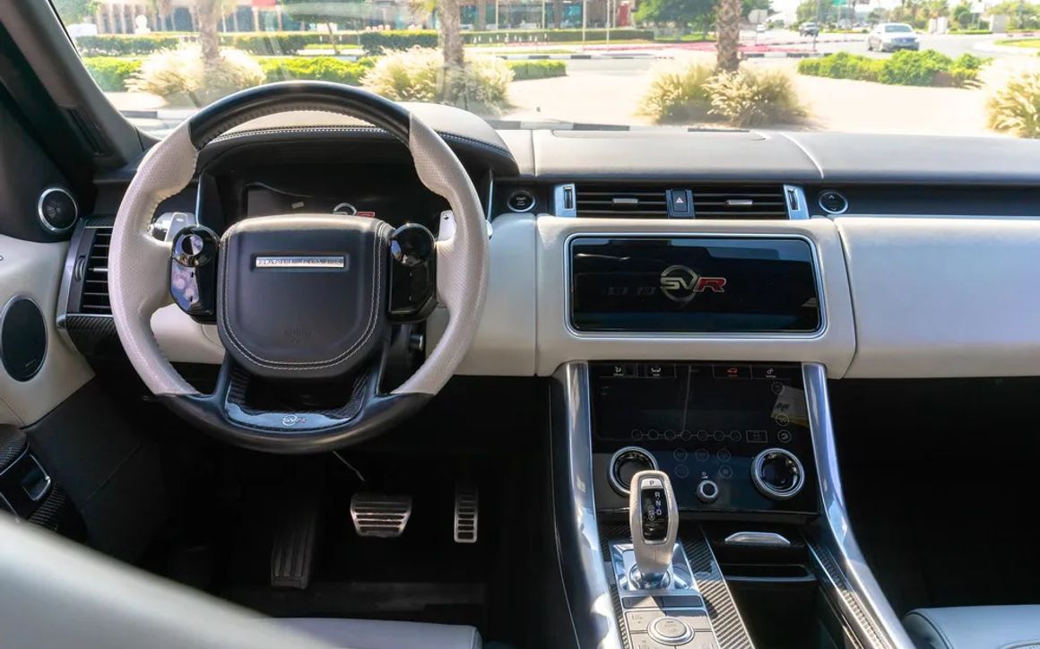 RANGE ROVER SVR - image 22